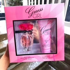 Guess Girl Spray & Lotion set